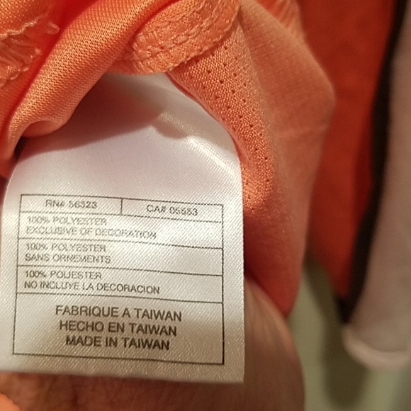 Nike Dri-Fit long sleeve tee - Picture 3 of 4